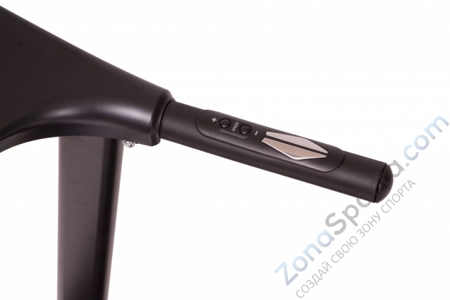 Беговая дорожка Housefit SPIRO 400