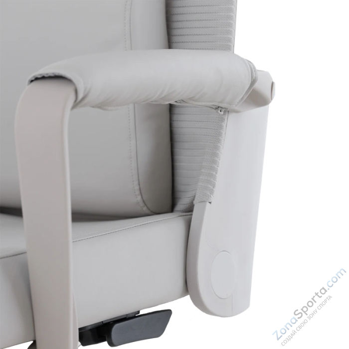 Массажное кресло Ergonova MeWork Ivory